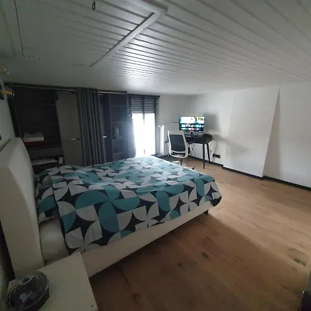 Holiday home D 'ecaussinnes