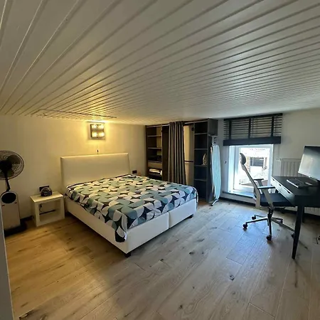 Holiday home D 'ecaussinnes *